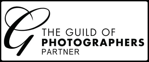 The Guild of Photographers logo