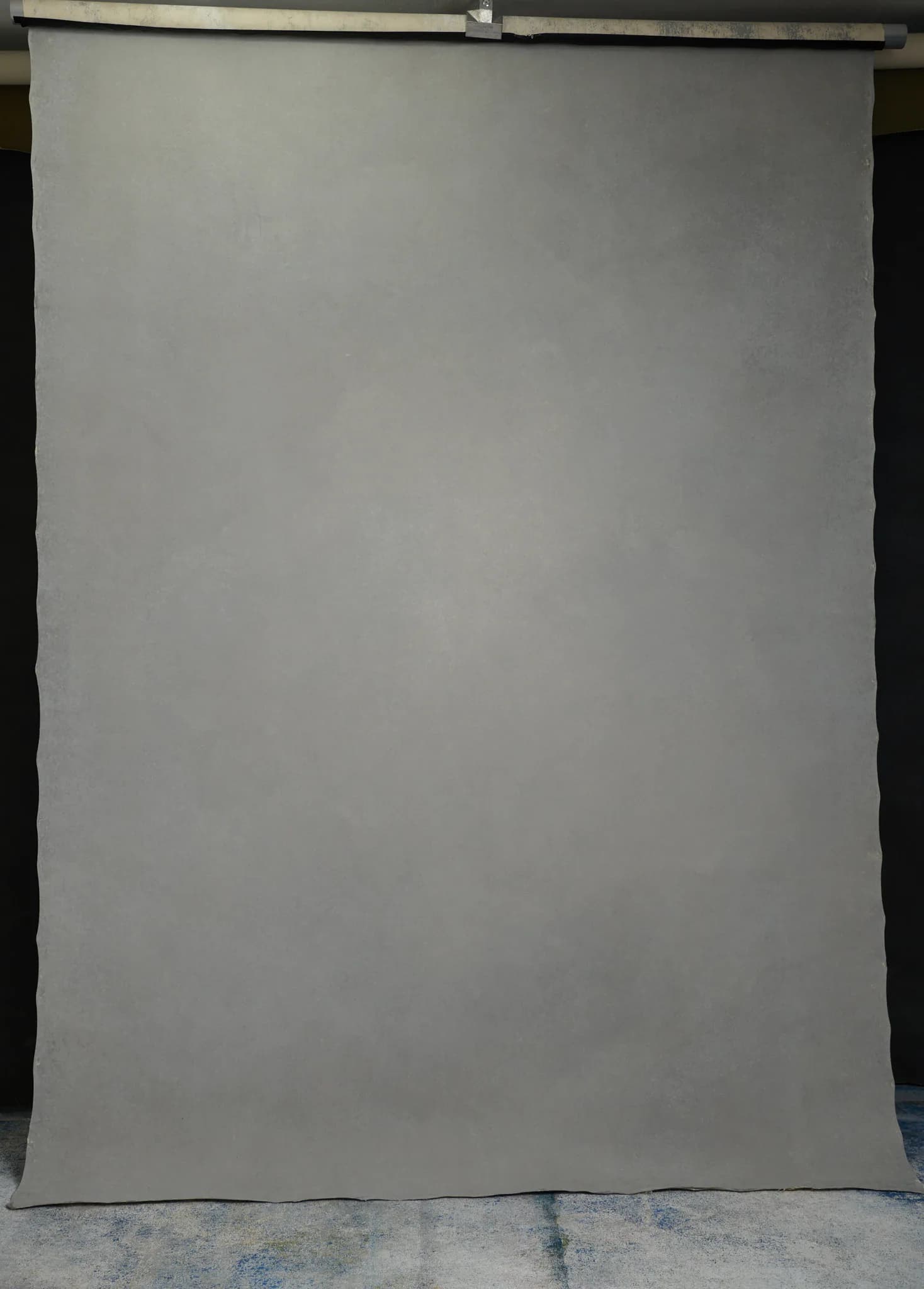 Cloud Grey neutral grey hand painted canvas backdrop 180x270cm, painted side, full view