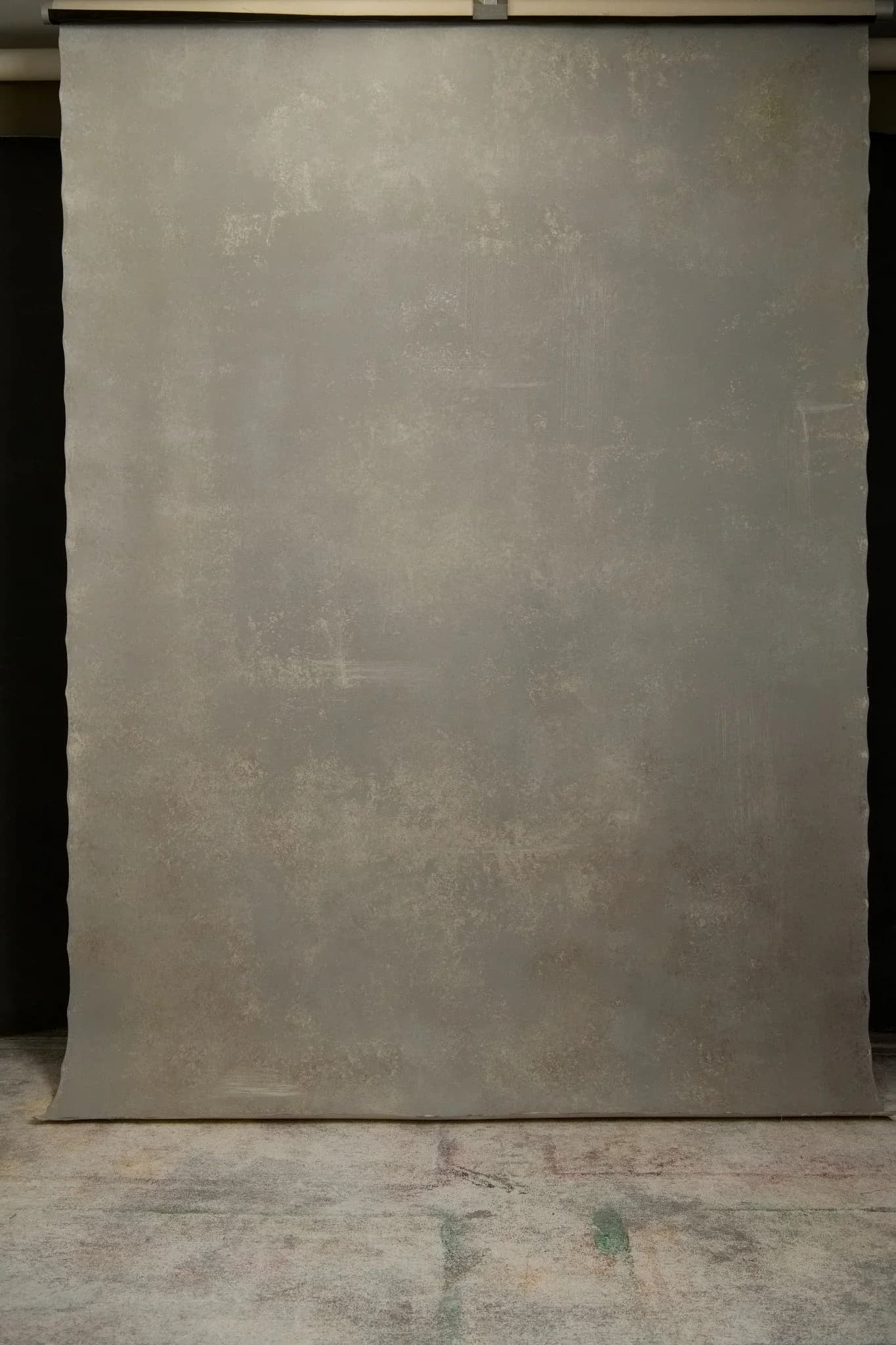 Grey Hand Painted Canvas Backdrop with Soft Texture for Photographers 180X270cm (1810226)