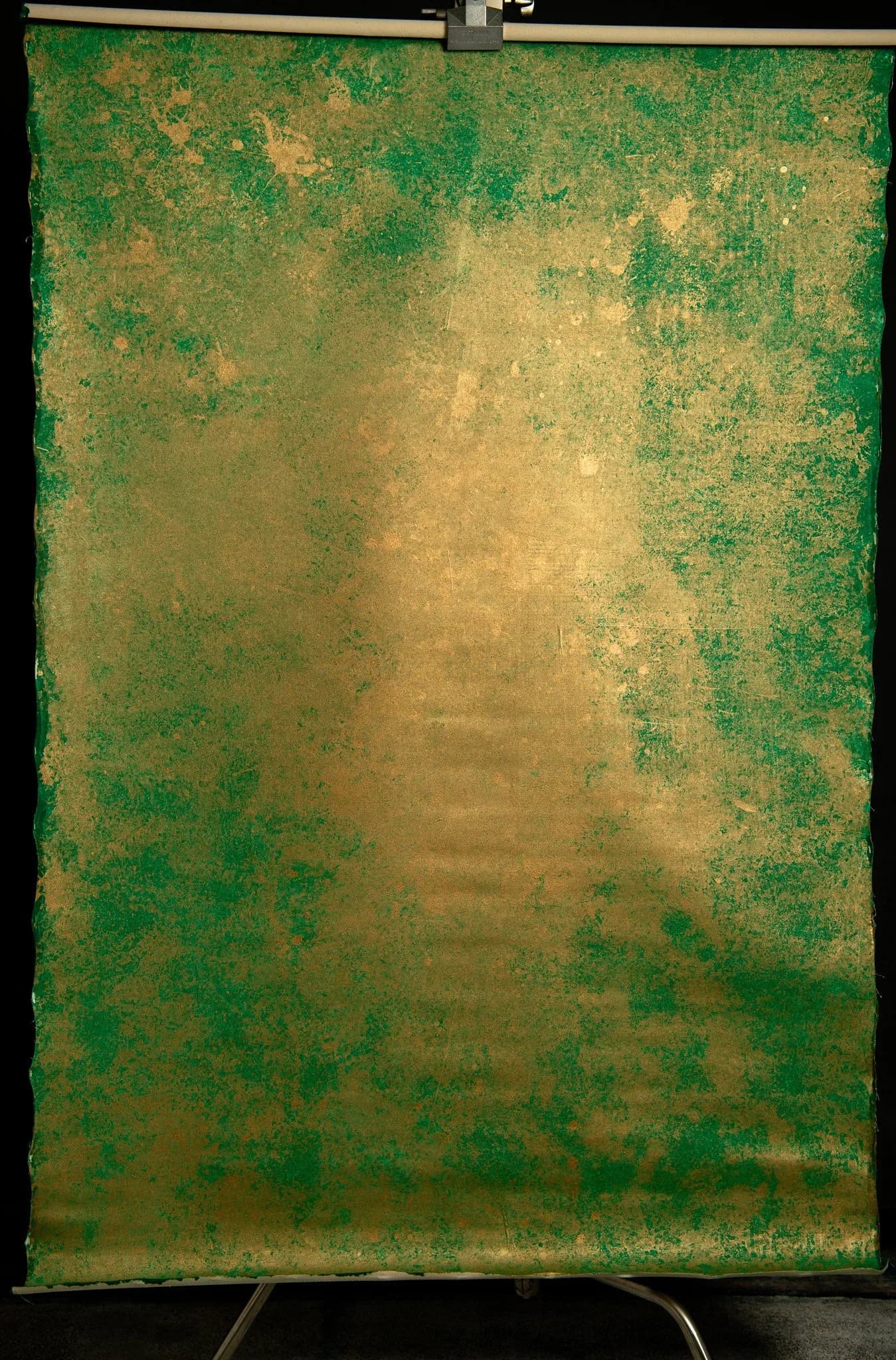 Limited Edition Sparkling Gold with forest green Undertones Hand-Painted Backdrop 4x6 122x180cm 09140324