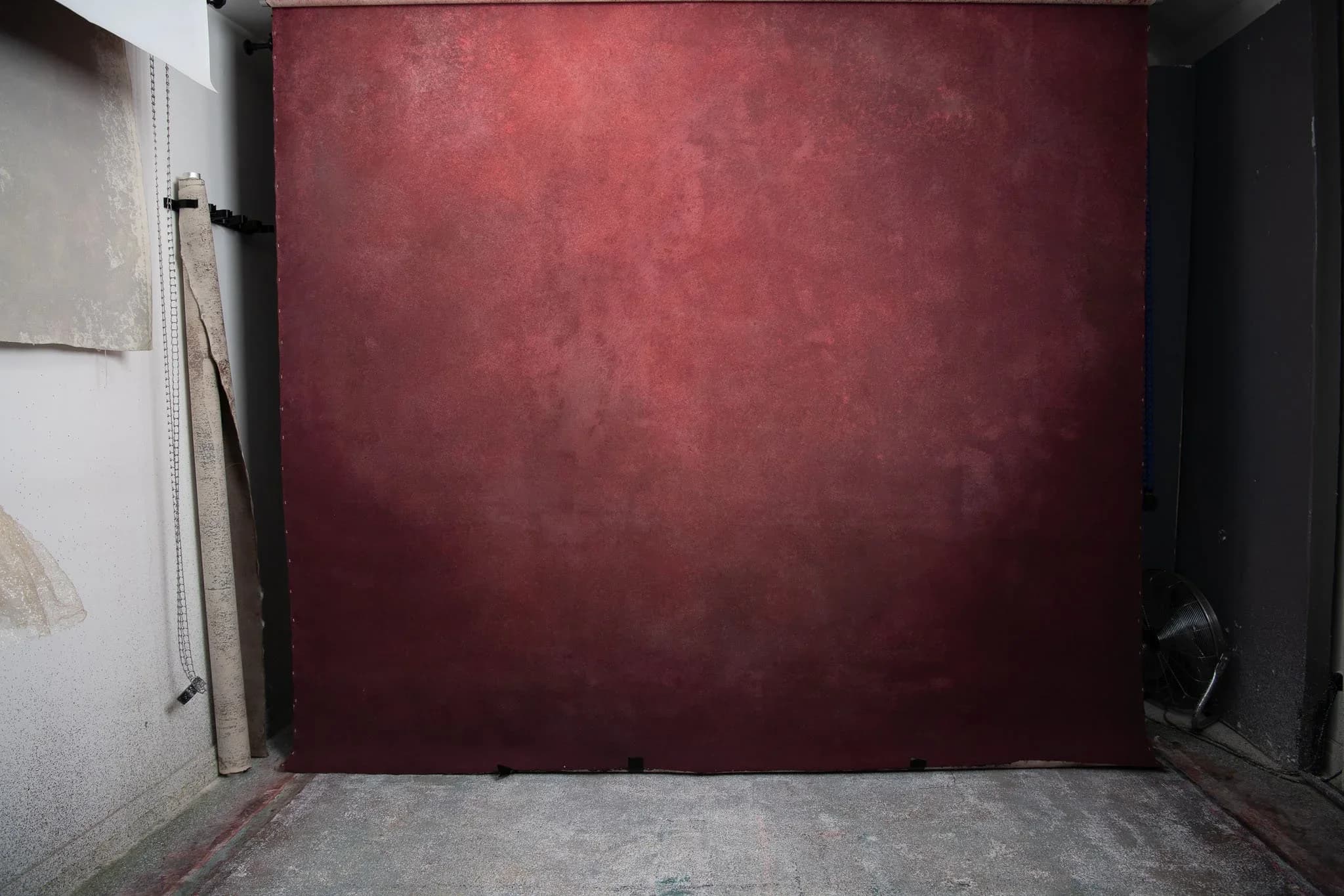 Dark red backdrop with nice soft texture hand painted canvas backdrop for photographers 270x270cm 08311023