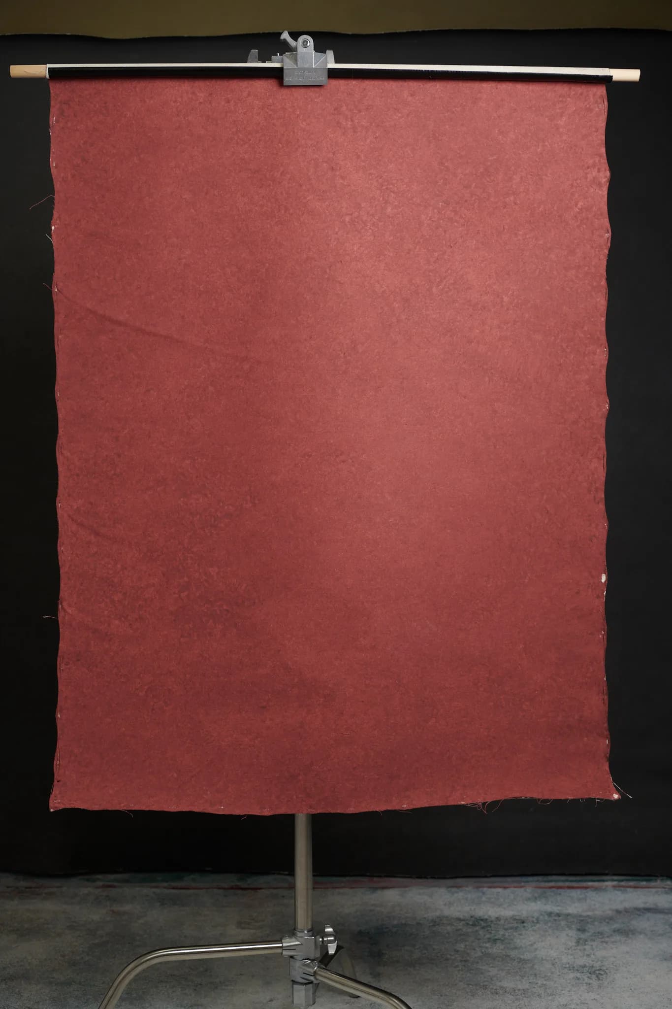 Dusty Rosewood hand painted canvas backdrop 100x135cm, painted side, full view